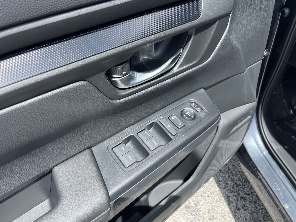 new 2026 Honda CR-V Hybrid car, priced at $35,660