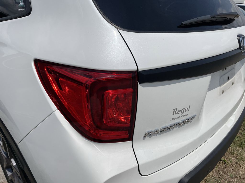 used 2022 Honda Passport car, priced at $27,391