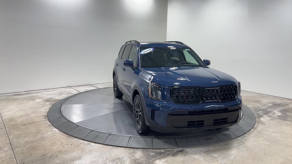 new 2025 Kia Telluride car, priced at $48,195