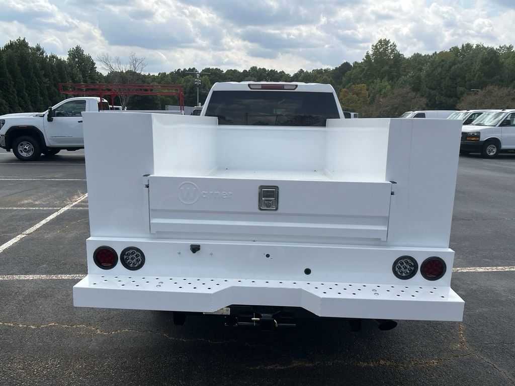 new 2024 GMC Sierra 2500HD car, priced at $46,133
