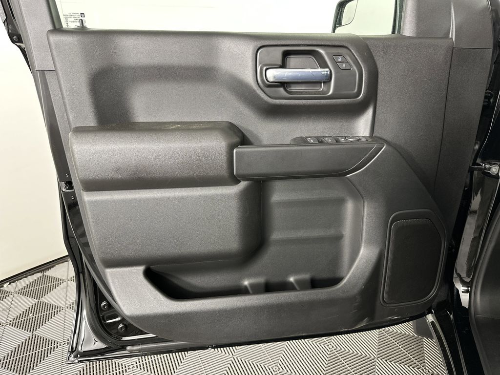 new 2025 GMC Sierra 1500 car, priced at $36,880