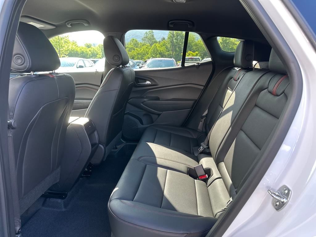 new 2025 Chevrolet Trax car, priced at $25,895