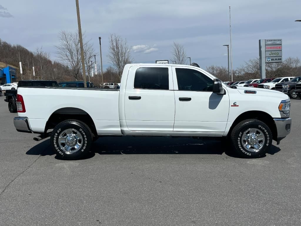 new 2024 Ram 3500 car, priced at $59,990