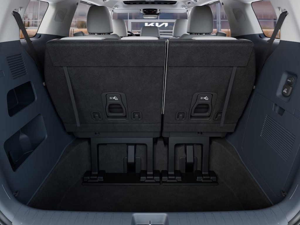 new 2026 Kia Carnival Hybrid car, priced at $50,820