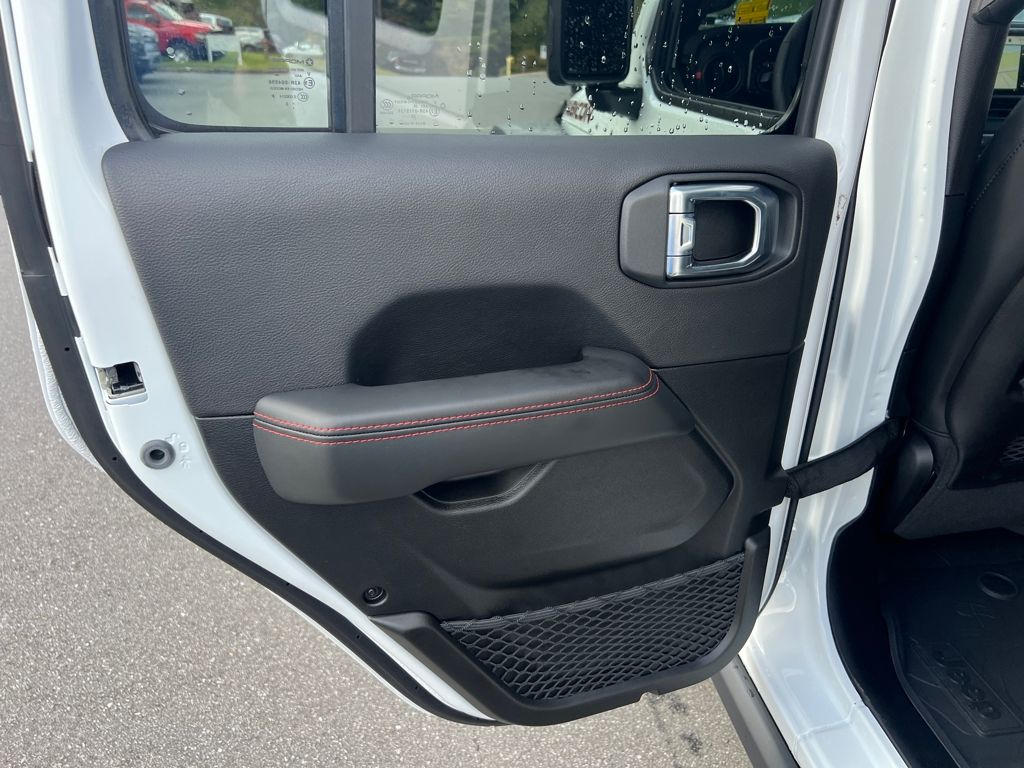new 2025 Jeep Wrangler car, priced at $63,348