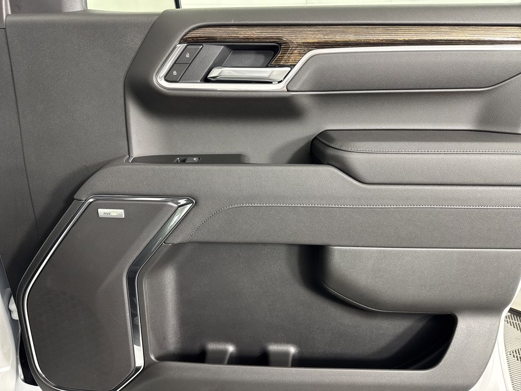 new 2025 GMC Sierra 1500 car, priced at $61,929