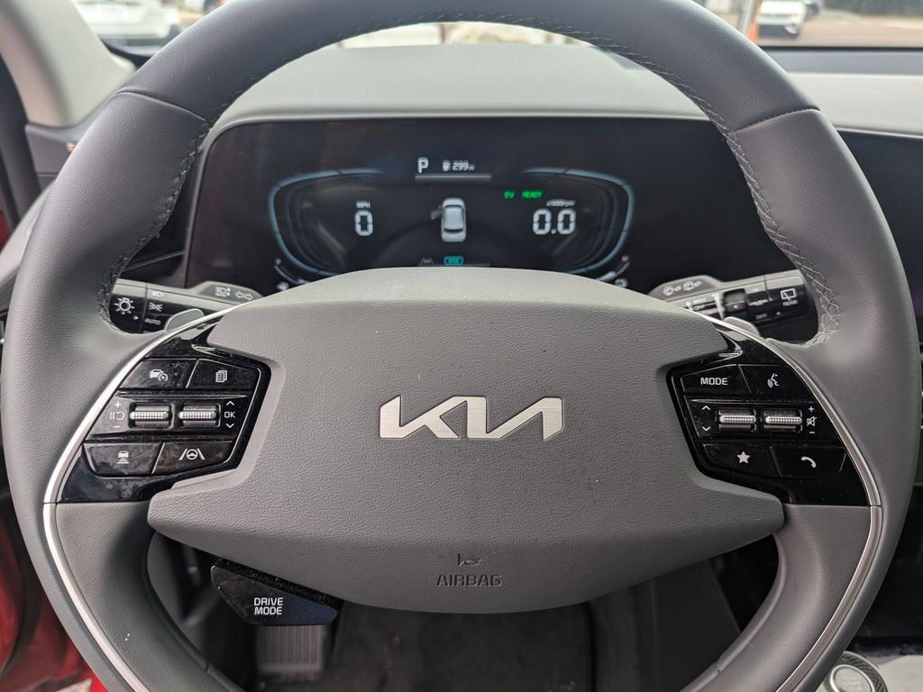 used 2025 Kia Niro car, priced at $26,491