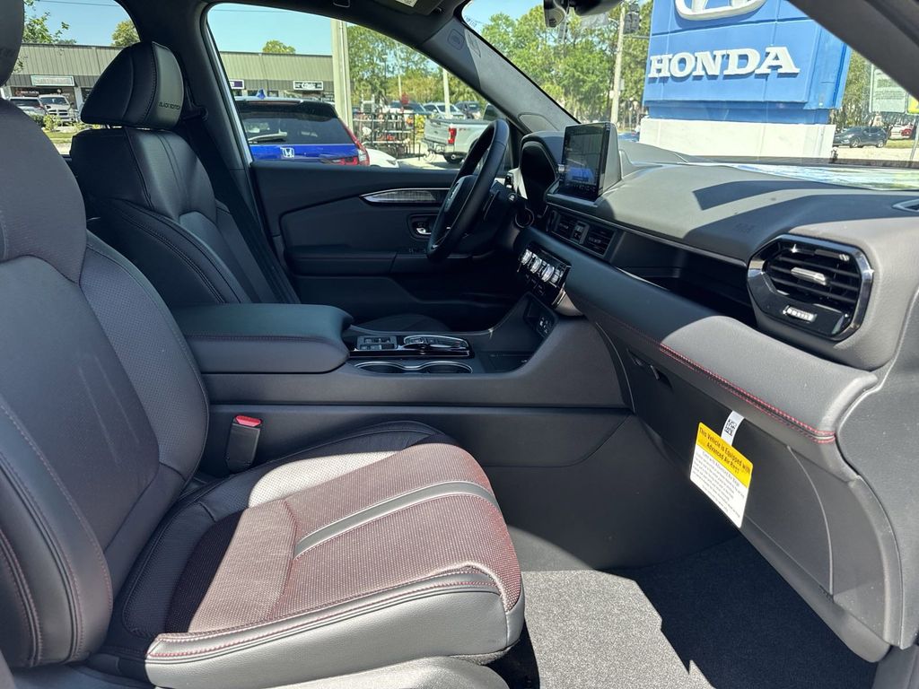 new 2025 Honda Pilot car, priced at $54,226