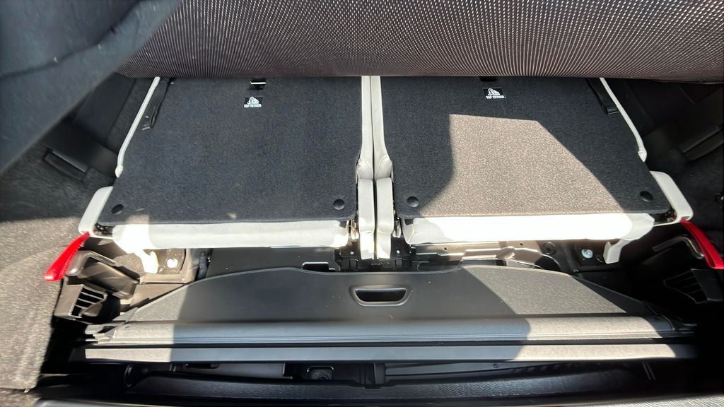 used 2021 Mercedes-Benz GLB car, priced at $30,250