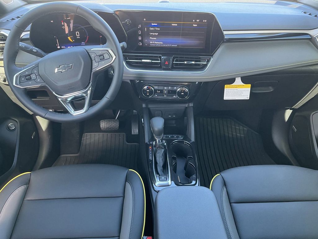 new 2025 Chevrolet TrailBlazer car, priced at $30,424