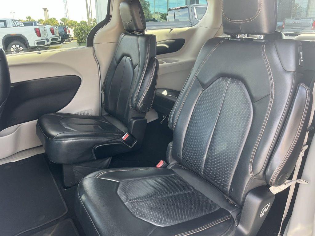 used 2019 Chrysler Pacifica car, priced at $13,991