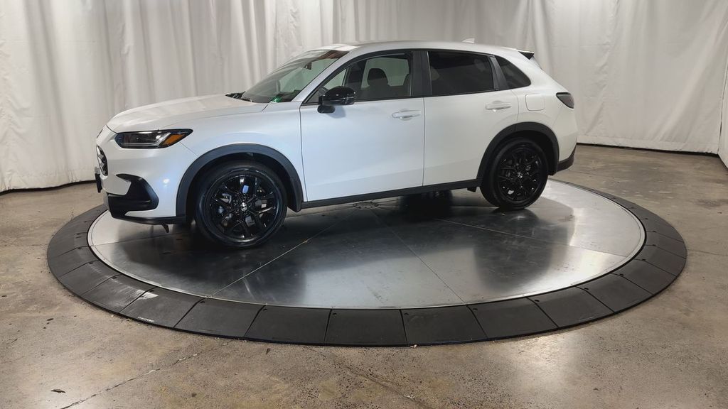 used 2025 Honda HR-V car, priced at $28,513