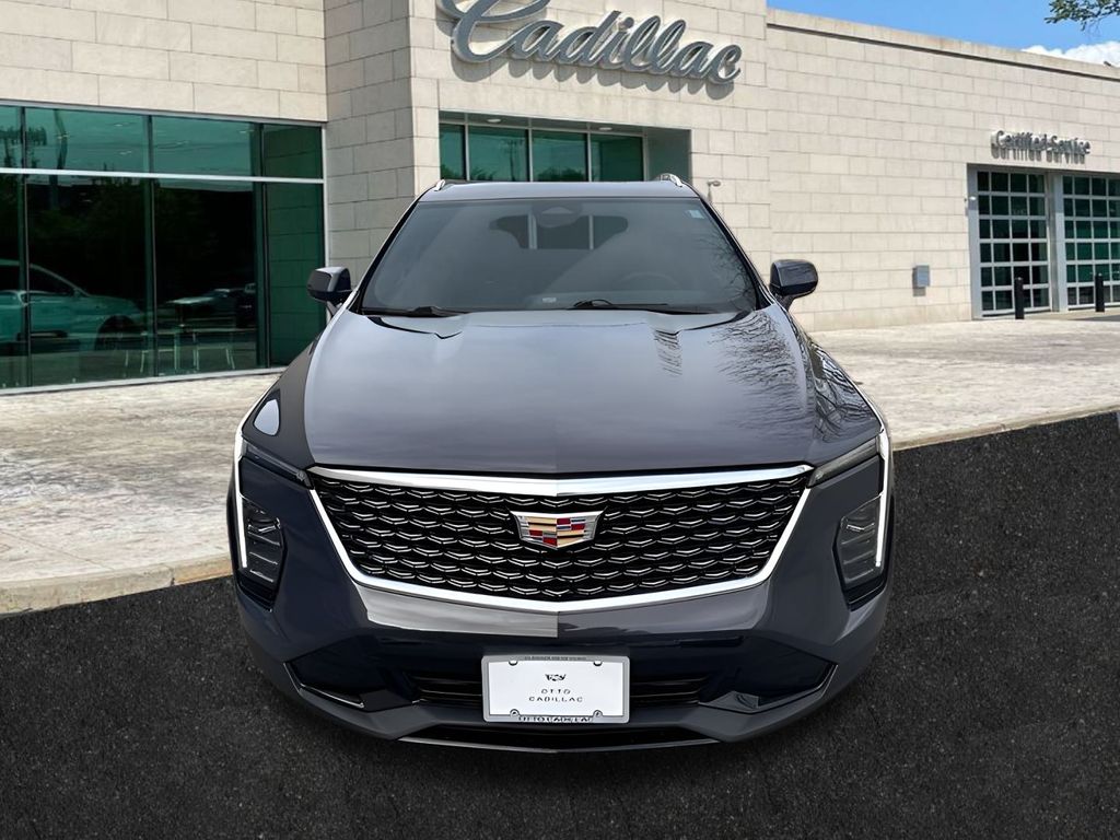 used 2024 Cadillac XT4 car, priced at $39,950