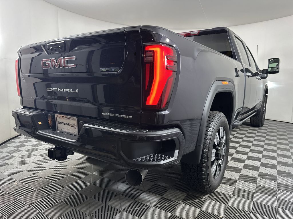 new 2025 GMC Sierra 2500HD car, priced at $85,634