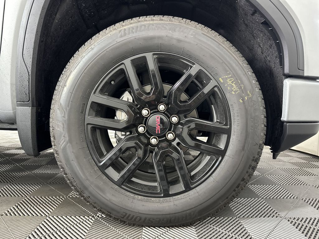 new 2025 GMC Sierra 1500 car, priced at $53,475