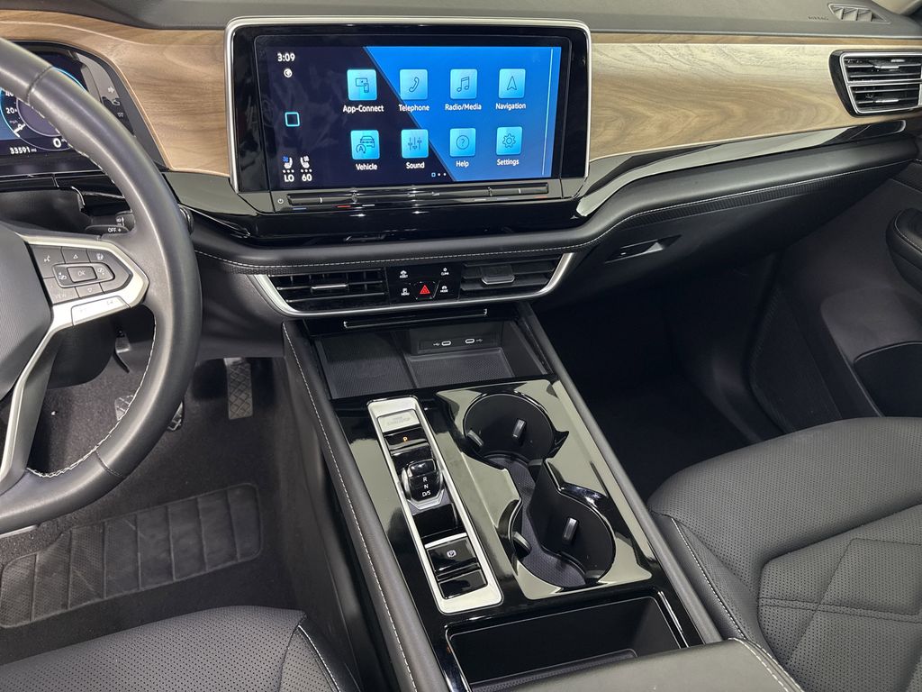 used 2024 Volkswagen Atlas car