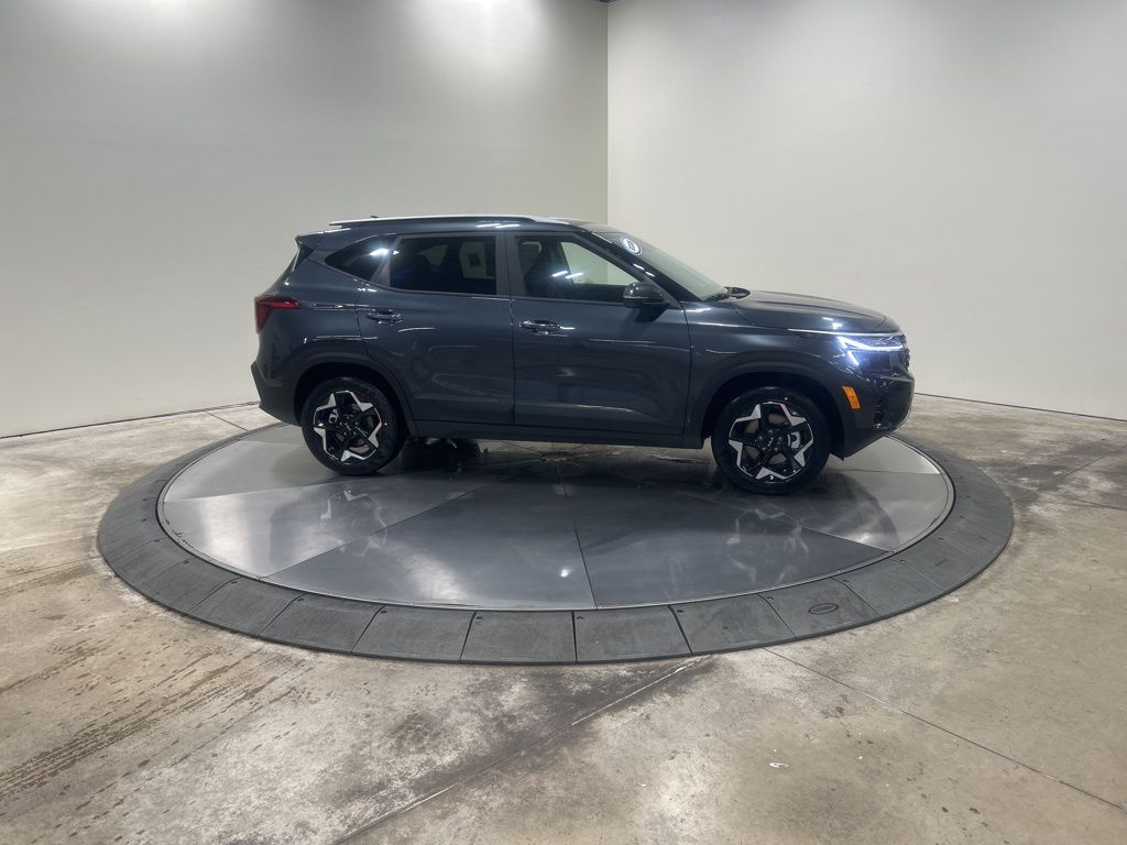 new 2026 Kia Seltos car, priced at $27,108