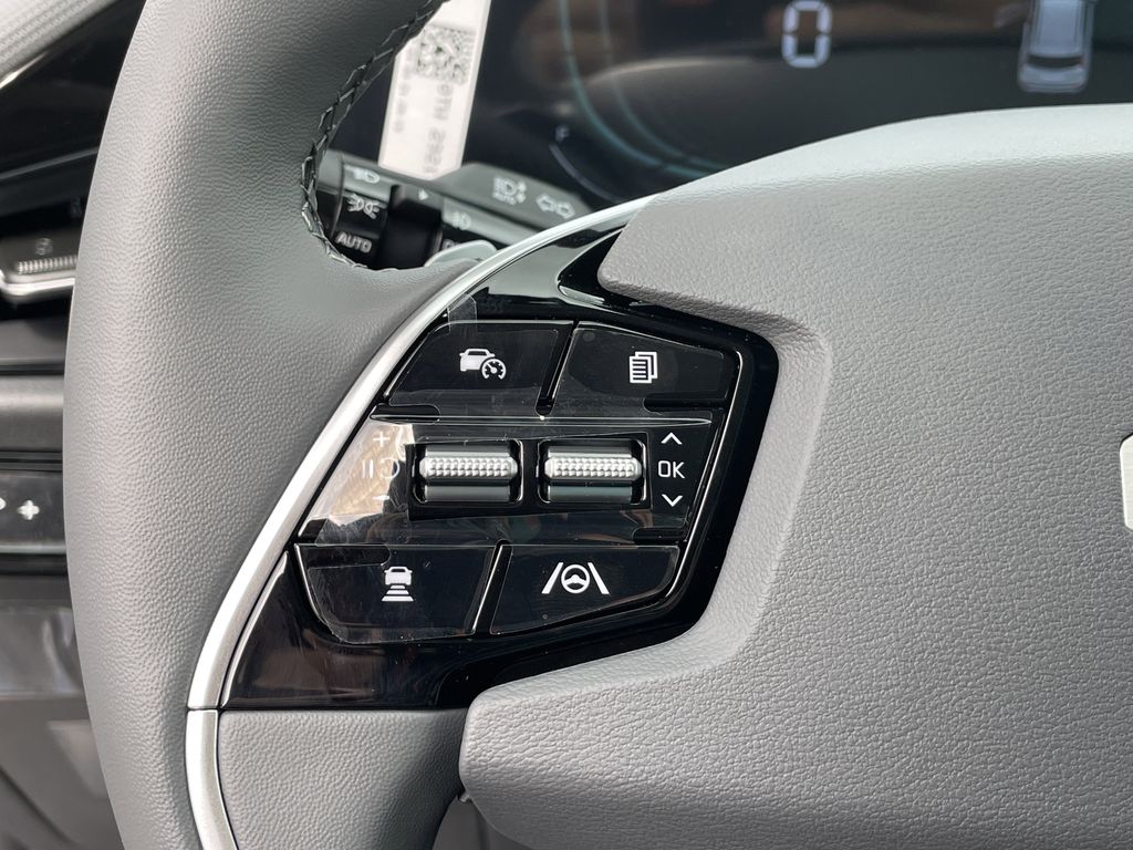 new 2025 Kia Niro car, priced at $33,003