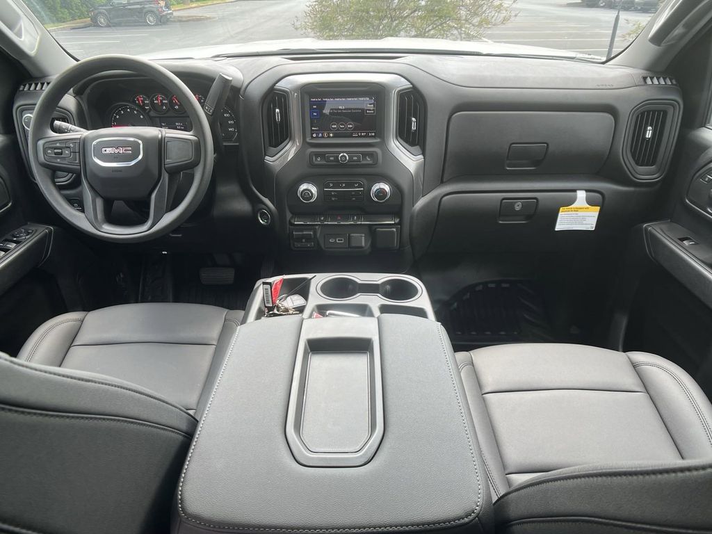 new 2024 GMC Sierra 2500HD car, priced at $48,933