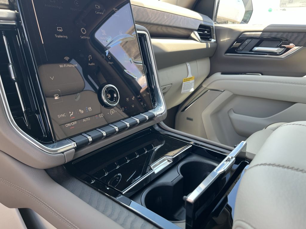 new 2025 GMC Yukon car, priced at $83,290