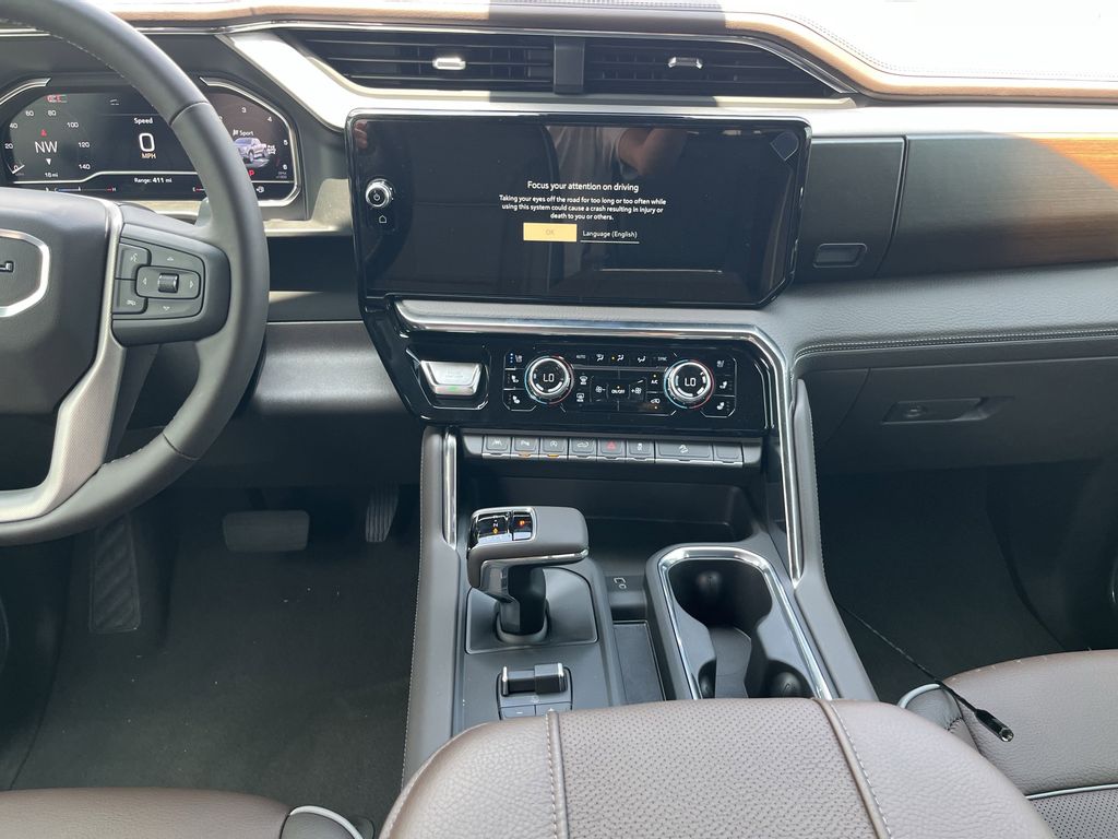 new 2025 GMC Sierra 1500 car, priced at $75,498