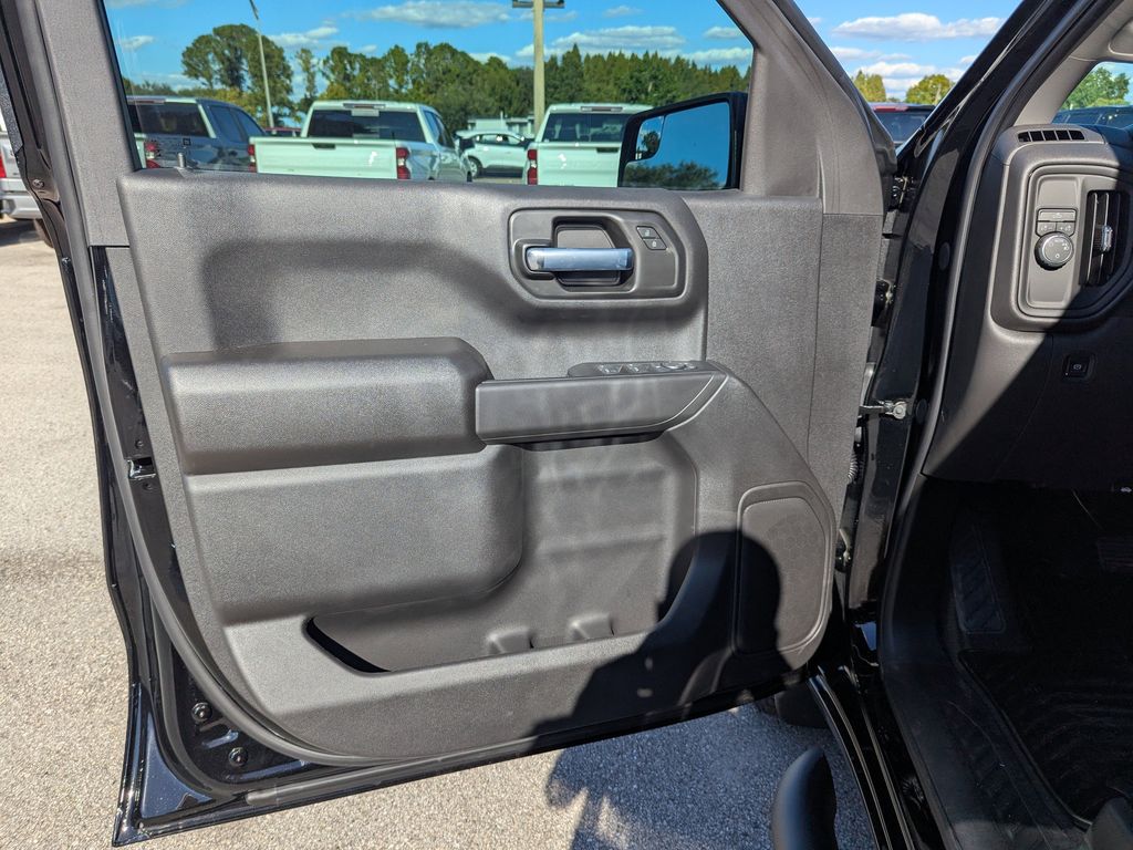 new 2025 Chevrolet Silverado 1500 car, priced at $37,598