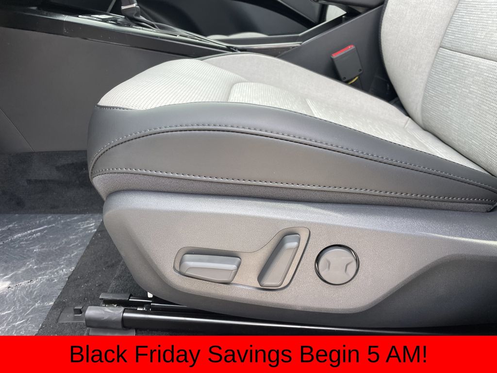 new 2025 Kia Niro car, priced at $30,479