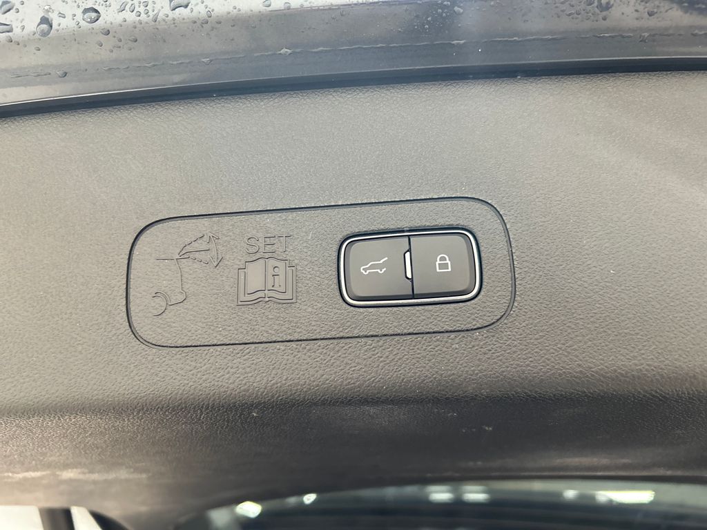 used 2023 Lincoln Aviator car, priced at $53,857