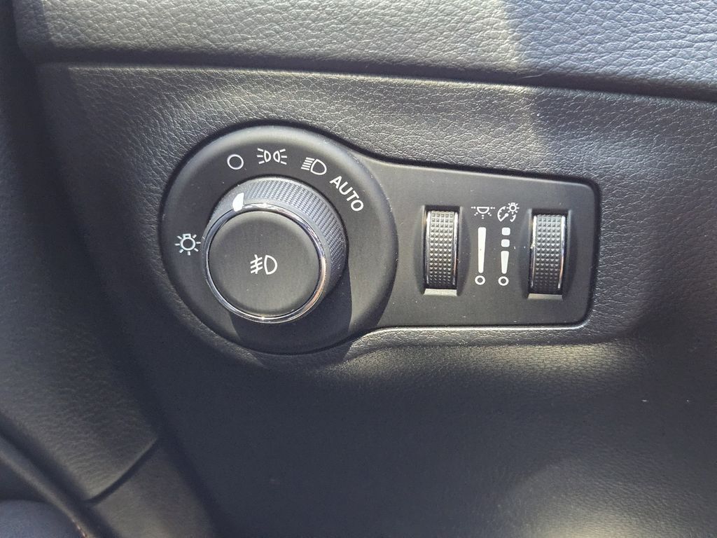 used 2019 Jeep Compass car, priced at $18,944