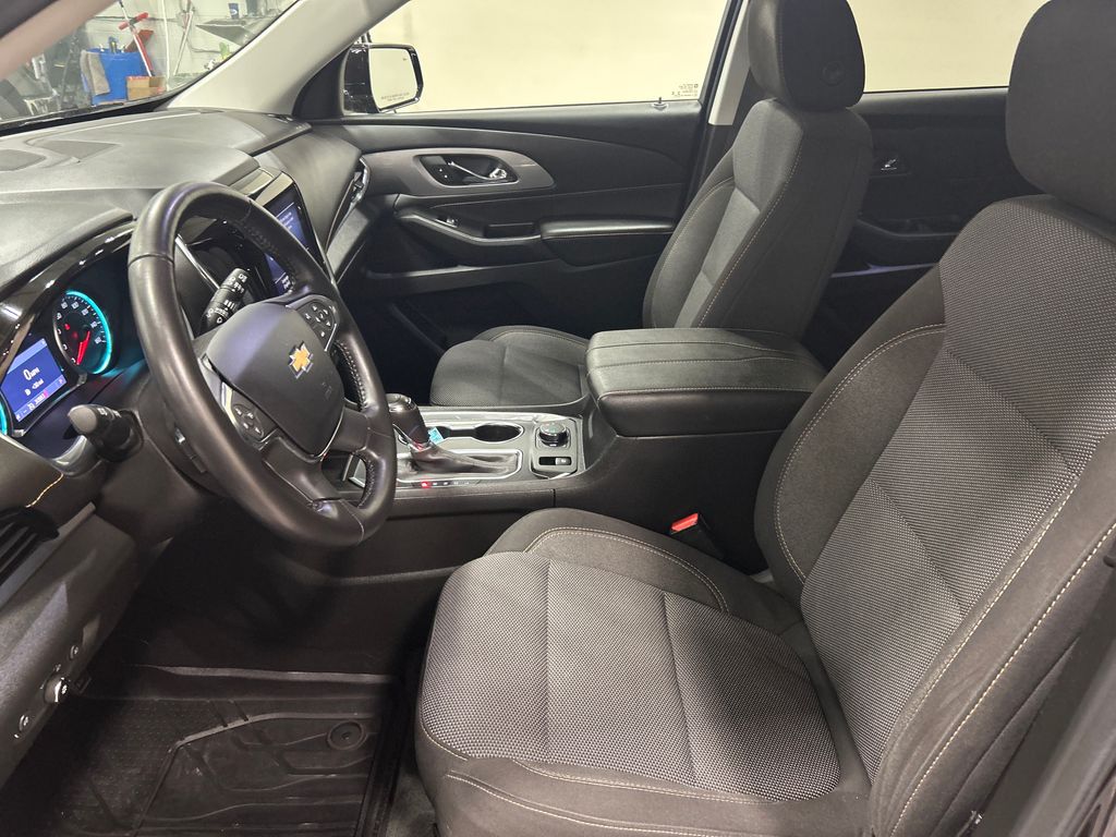used 2020 Chevrolet Traverse car, priced at $28,947
