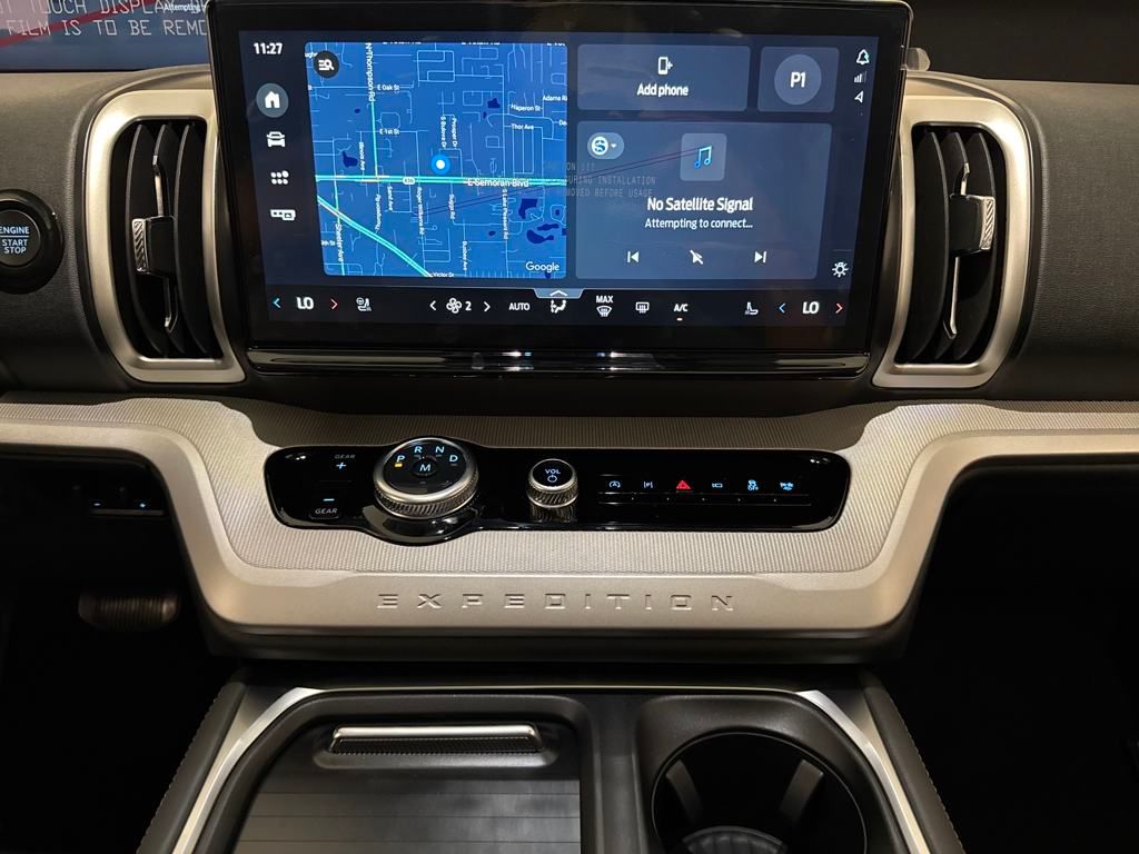 new 2025 Ford Expedition car, priced at $67,653