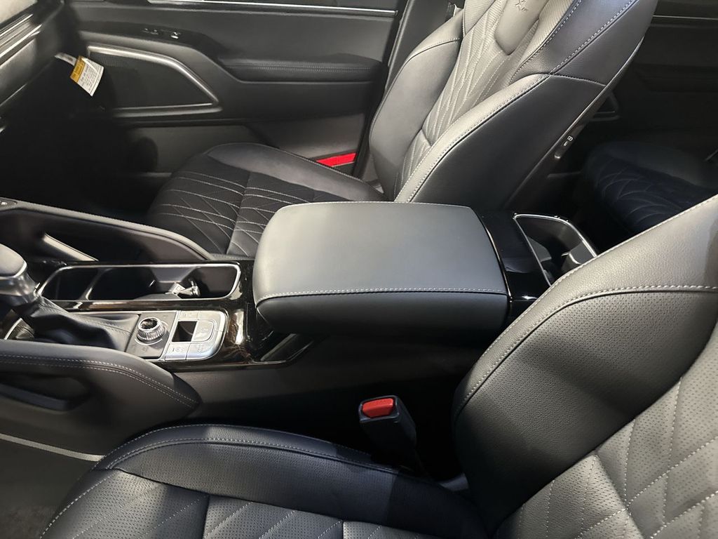 new 2025 Kia Telluride car, priced at $47,052