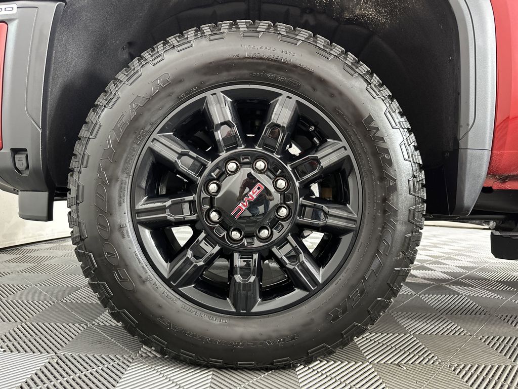 new 2025 GMC Sierra 2500HD car, priced at $85,518
