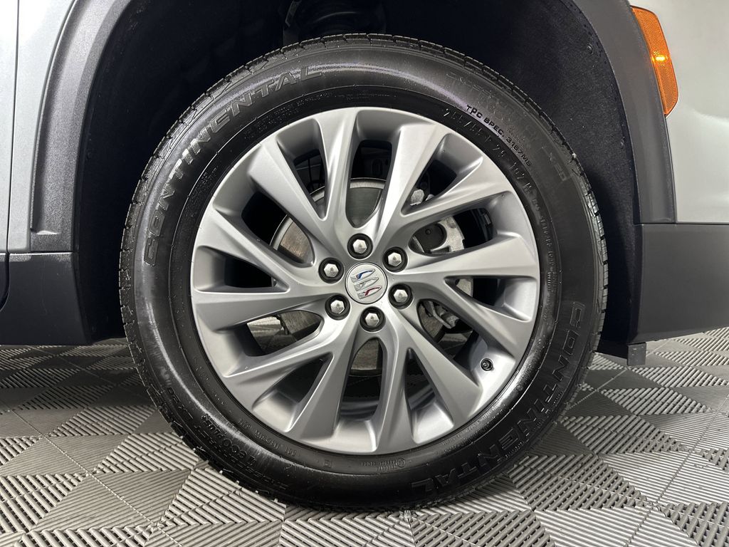 new 2025 Buick Enclave car, priced at $44,600