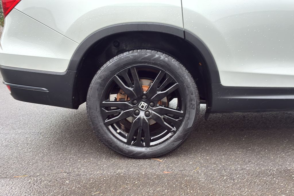 used 2021 Honda Pilot car, priced at $23,500