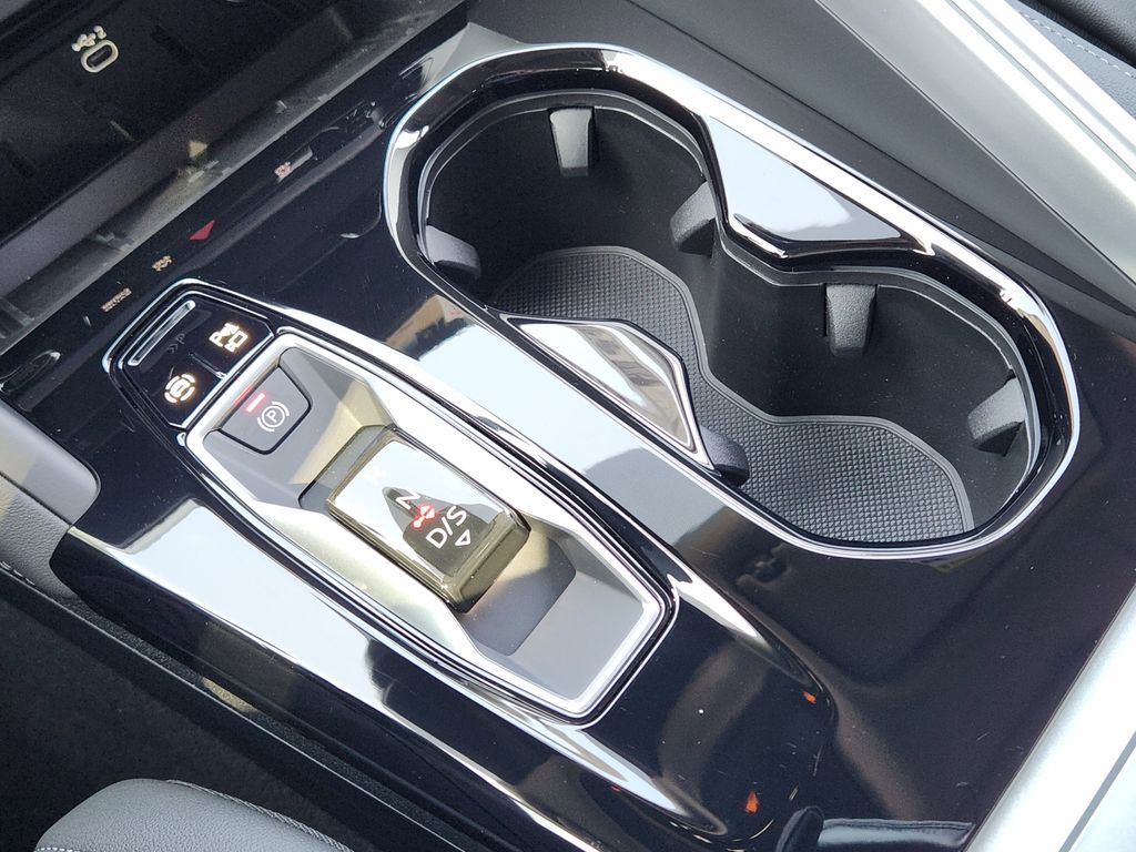 new 2025 Audi Q5 car, priced at $60,175