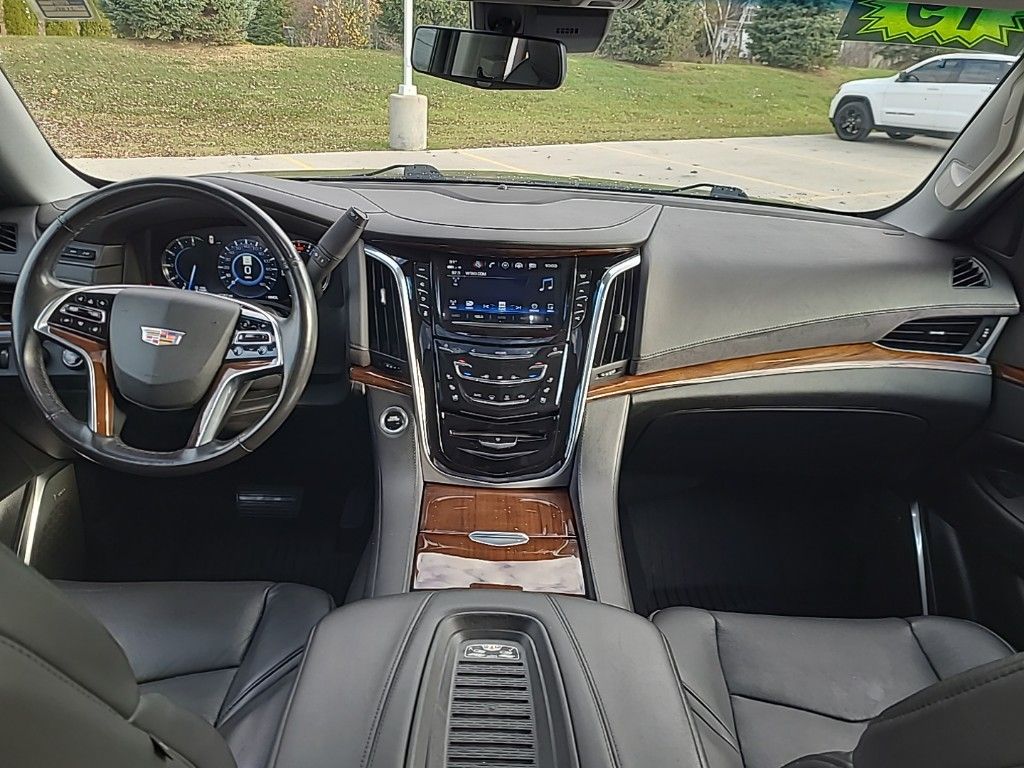 used 2019 Cadillac Escalade car, priced at $40,648