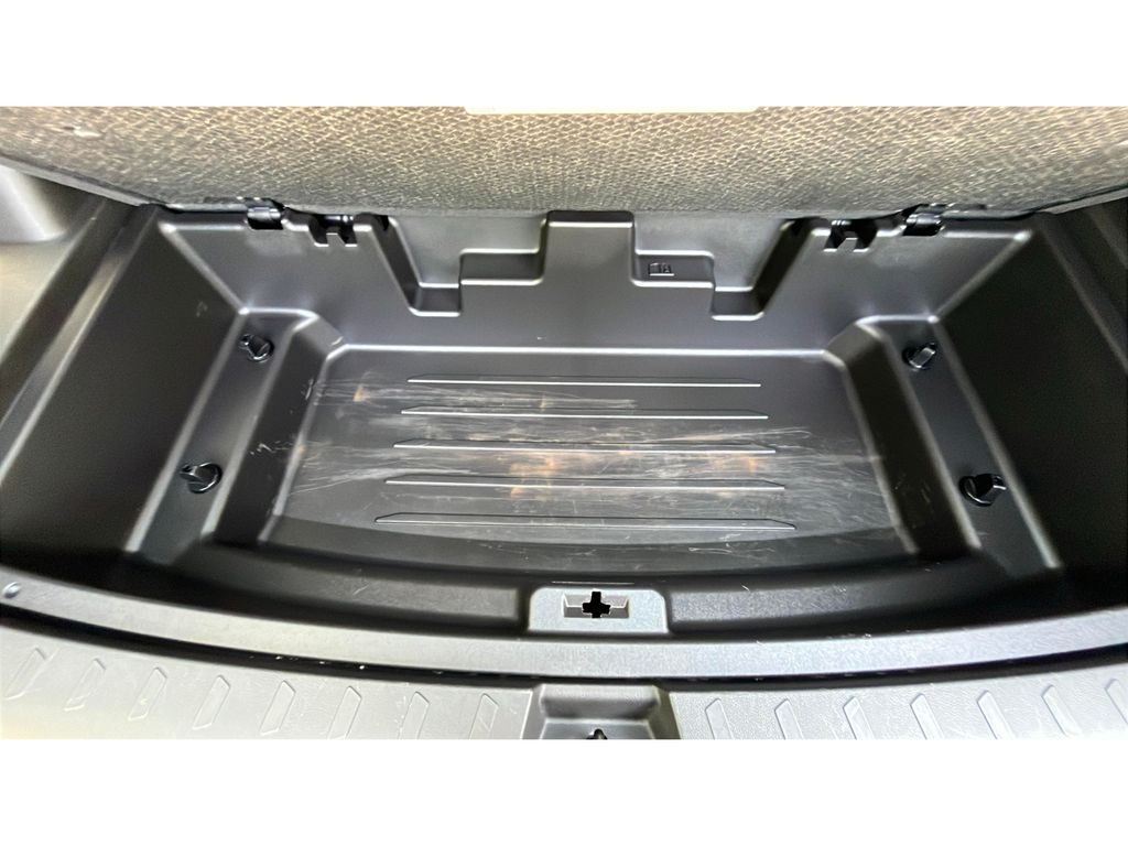 used 2023 Chevrolet Traverse car, priced at $33,700