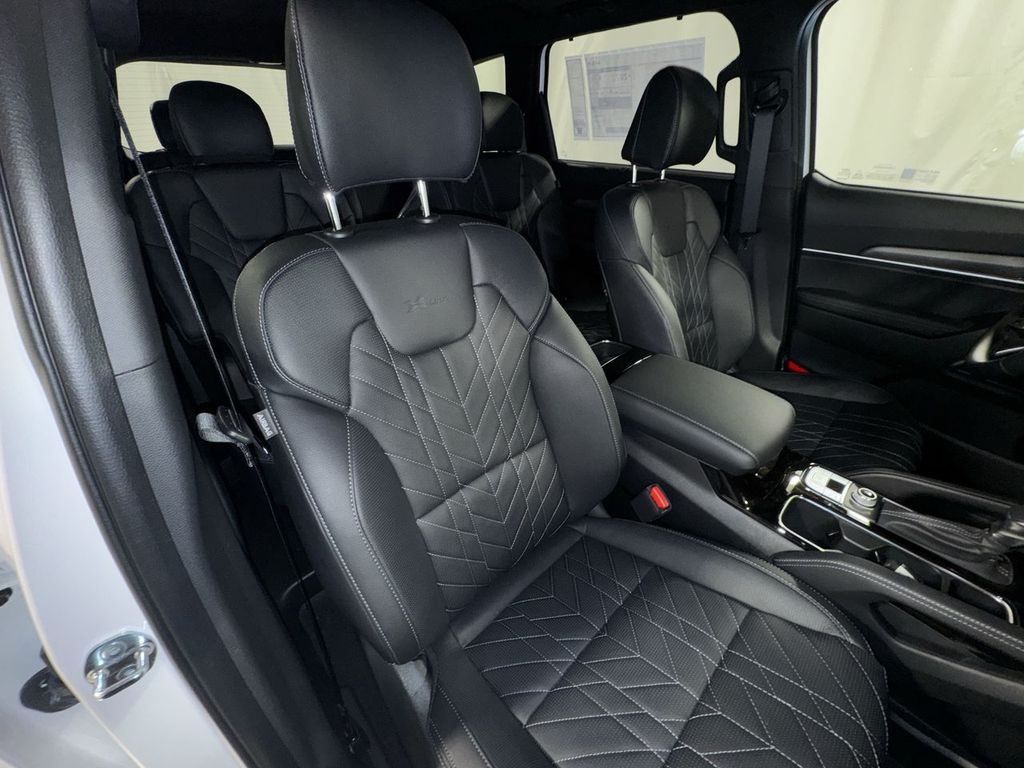 new 2025 Kia Telluride car, priced at $46,656