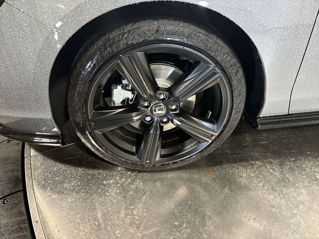 new 2025 Honda Accord Hybrid car, priced at $36,980