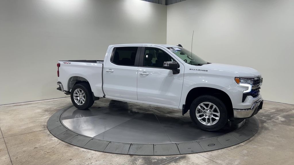 used 2022 Chevrolet Silverado 1500 car, priced at $35,921