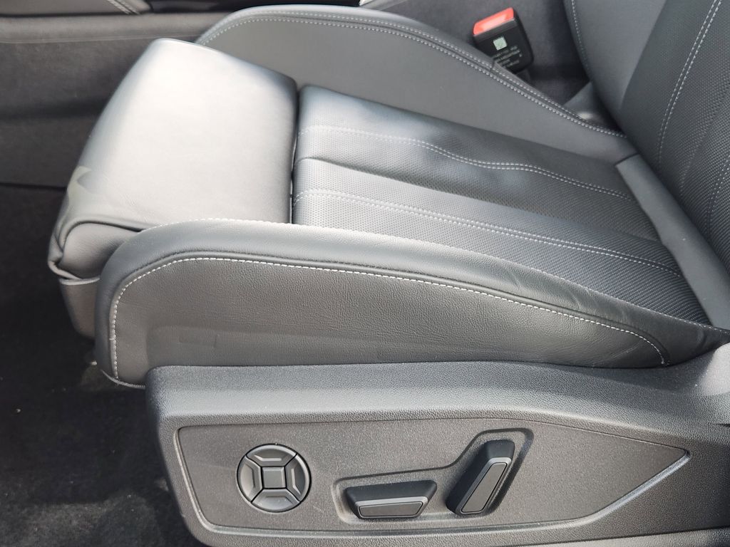 new 2025 Audi Q5 car, priced at $60,860