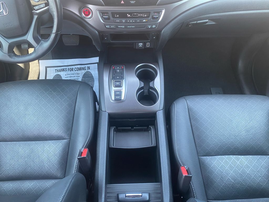used 2021 Honda Passport car, priced at $25,977