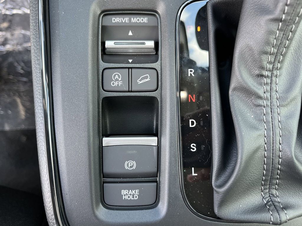 new 2025 Honda CR-V car, priced at $30,672