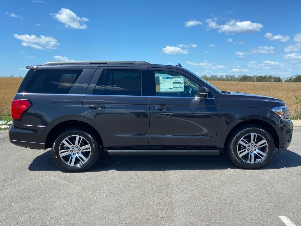 new 2024 Ford Expedition car, priced at $60,271