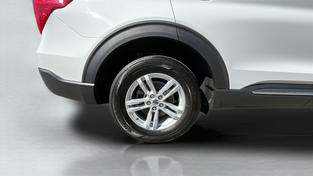 used 2021 Ford Explorer car, priced at $25,000