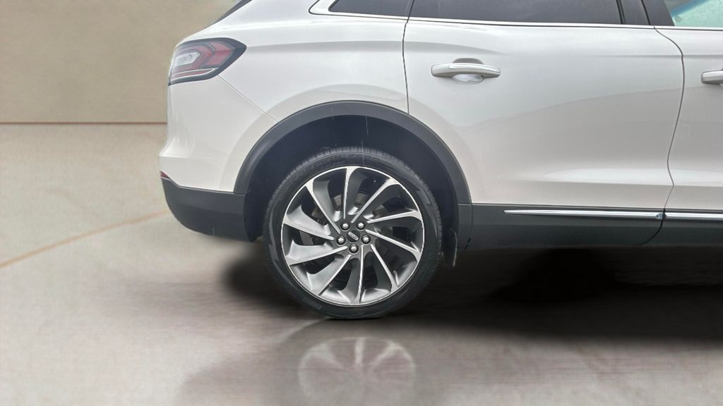 used 2019 Lincoln Nautilus car, priced at $23,000