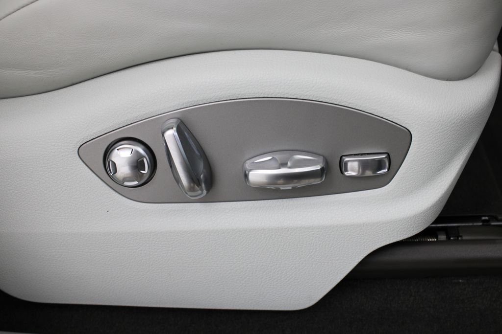 used 2021 Porsche Macan car, priced at $43,999