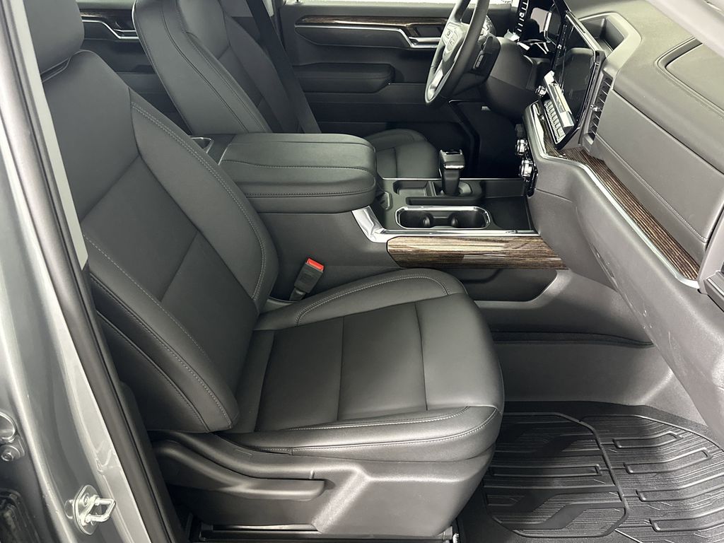 new 2025 GMC Sierra 1500 car, priced at $60,224