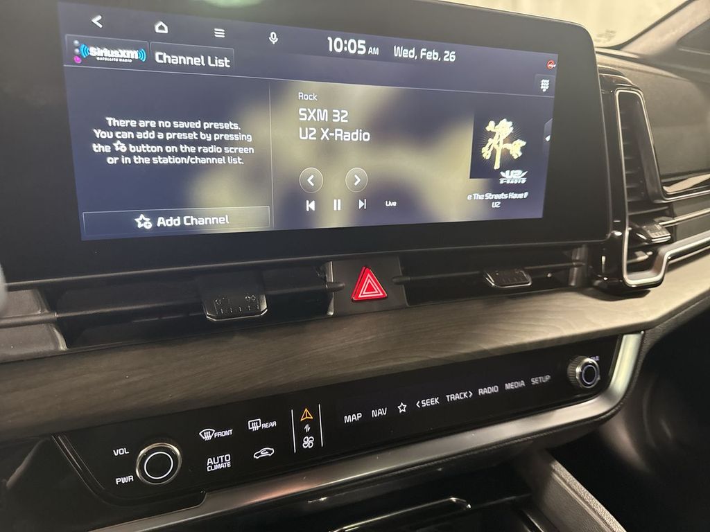 new 2025 Kia Sportage Plug-In Hybrid car, priced at $46,089